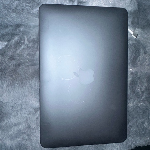 MacBook Air I only used it once and I just don’t like it comes with charger